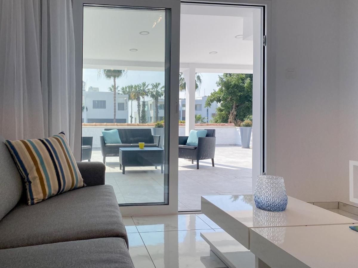Phaedrus Living: Luxury Flat Semeli Leilighet Paphos Eksteriør bilde